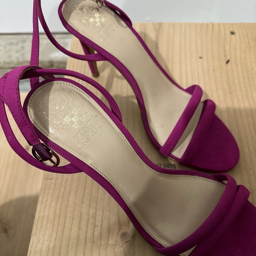 Vince Camuto sandal heel in pink size 8